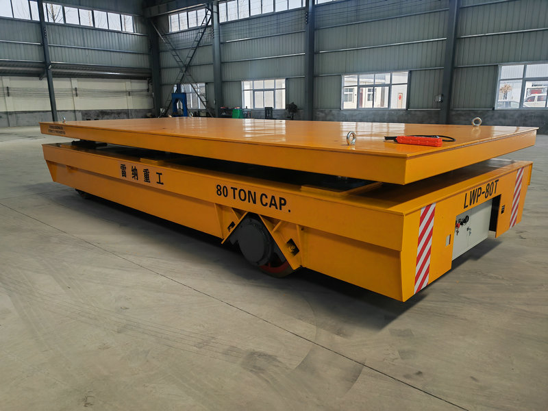 Cyd-fynd 80 Ton Hydrolig Hydrolig Trackless Cart